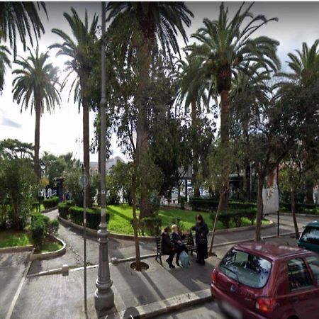 Station Suite Bari Bagian luar foto