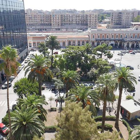 Station Suite Bari Bagian luar foto