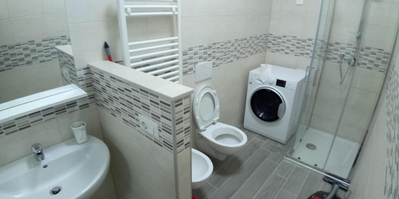 Station Suite Bari Bagian luar foto