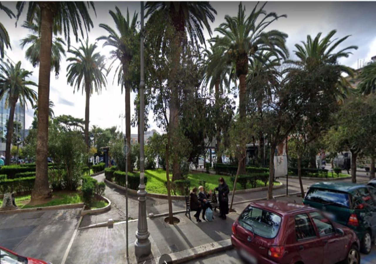 Station Suite Bari Bagian luar foto